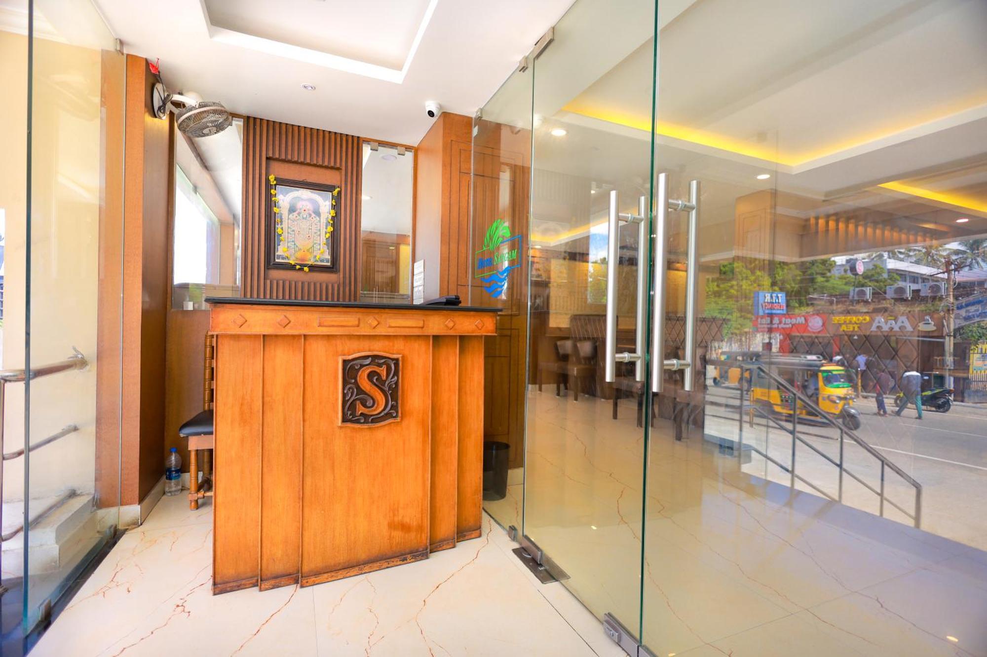 Hotel Sangam Kanyakumari Bagian luar foto